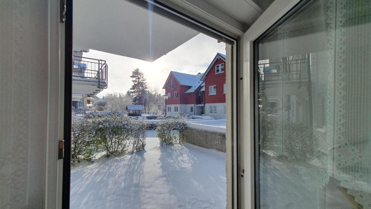 Wohlfuehl-Ferienwohnung Mit Tiefgarage Im Gruenen Oberhof  Dış mekan fotoğraf